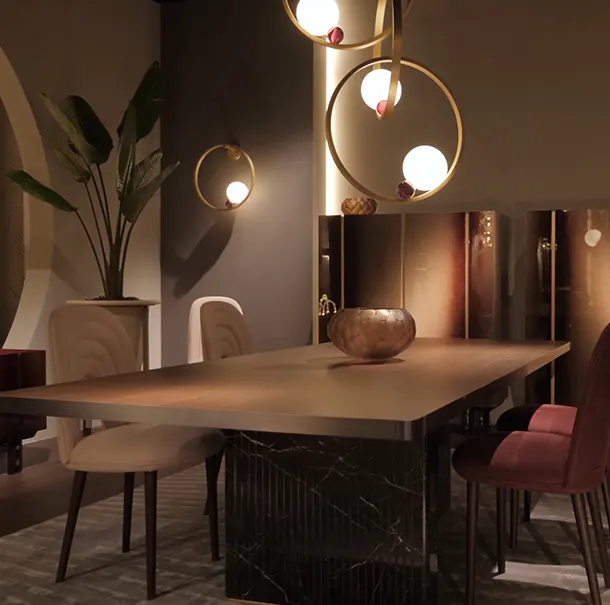 Playing with lighting and space